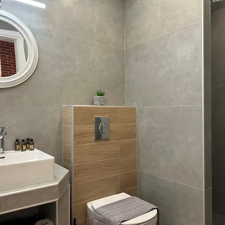 Centro Urban Suites A1 * Καλαμπάκα